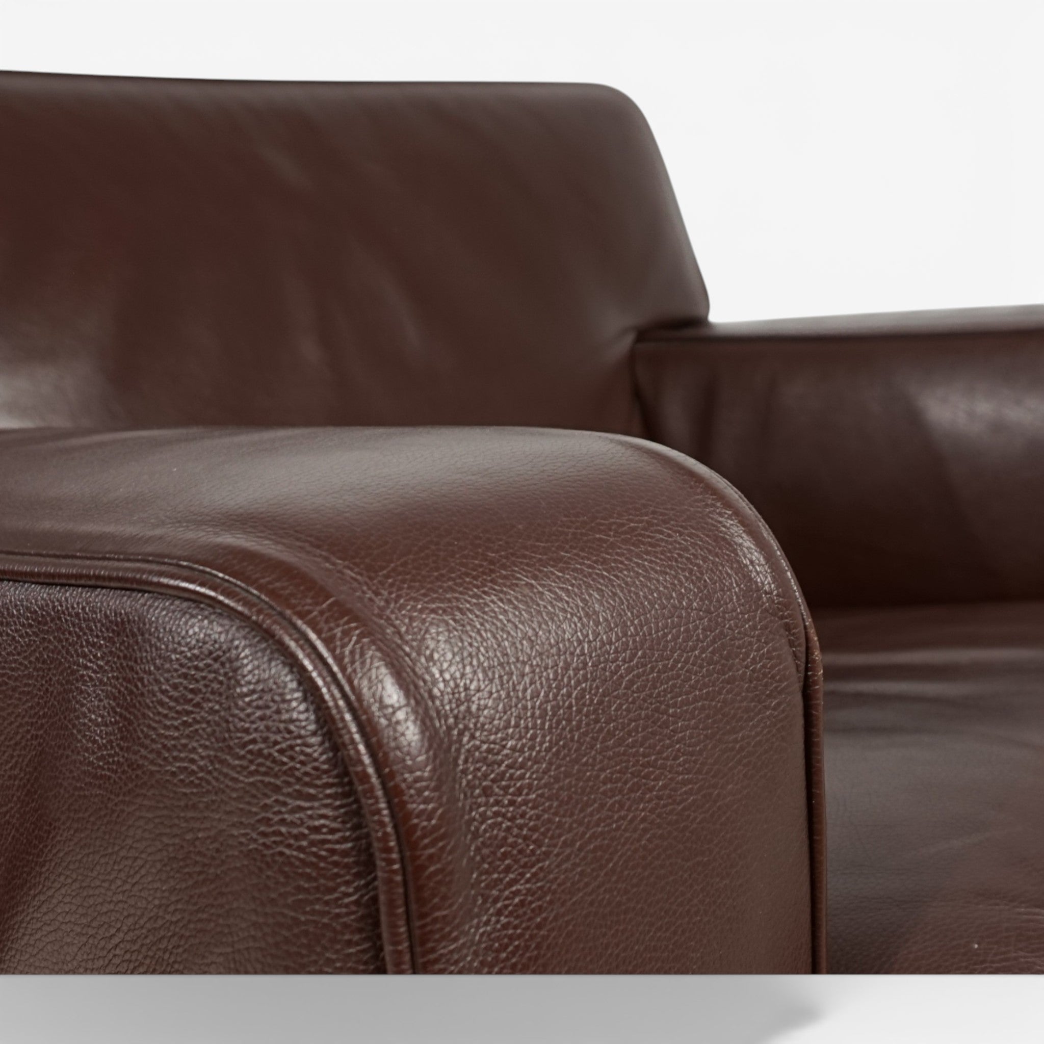 Apta_Imprimatur_Leather_Armchair_by_Antonio_Citterio_for_Maxalto_B&B_Italia,_1999,_Italy