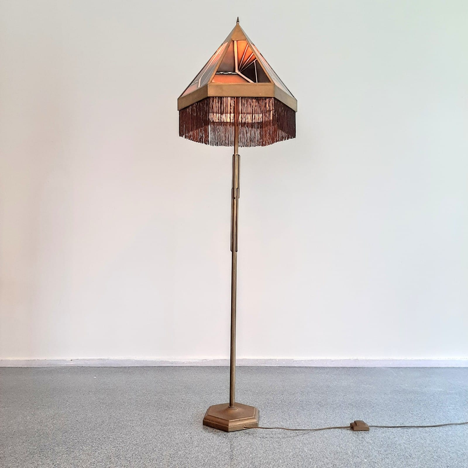 Rare_Dutch_Art_Deco_Floor_Lamp,_Amsterdam_School,_Stained_Glass_&_Brass,_1920s