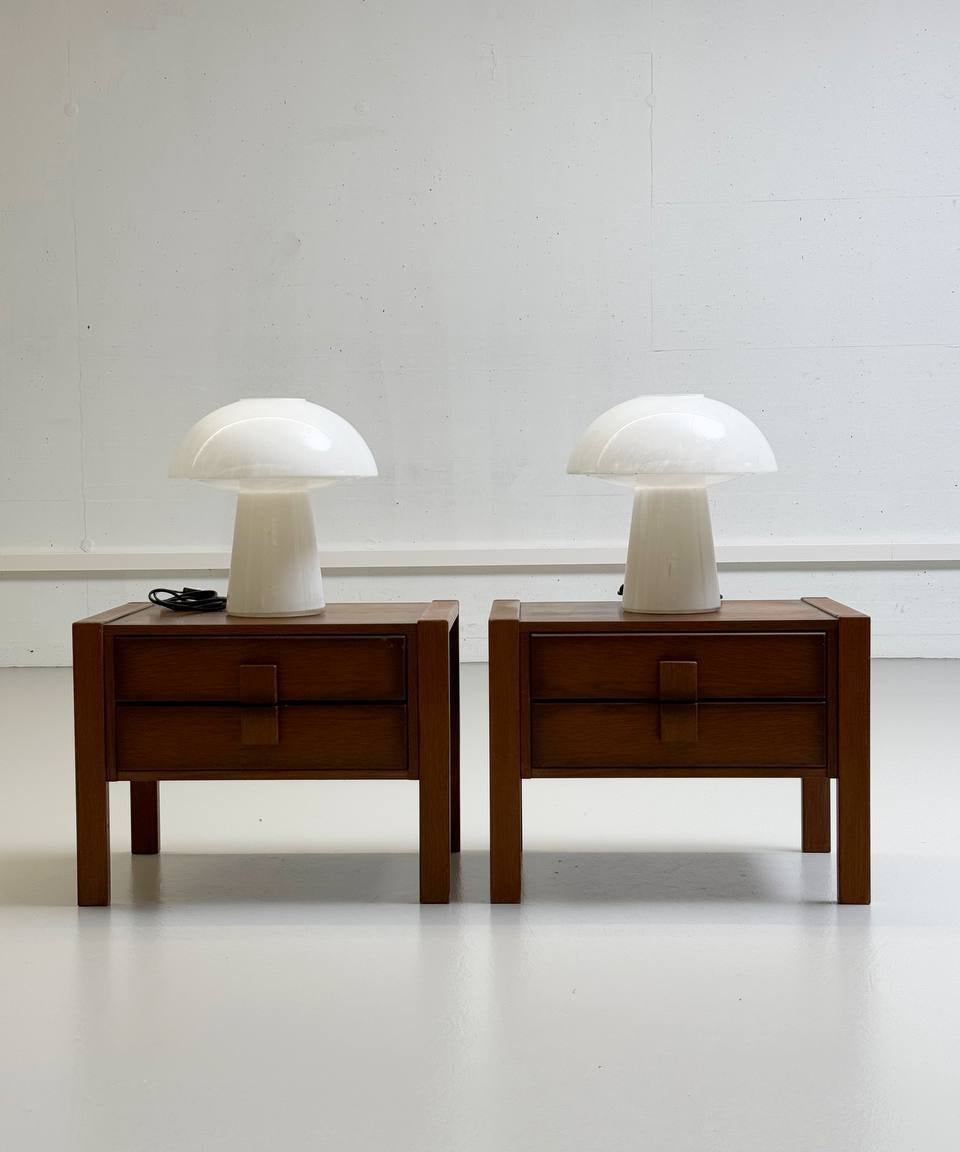 Beautiful_mushroom_table_lamps_made_of_glass_from_Limburg,_Germany,_1970s