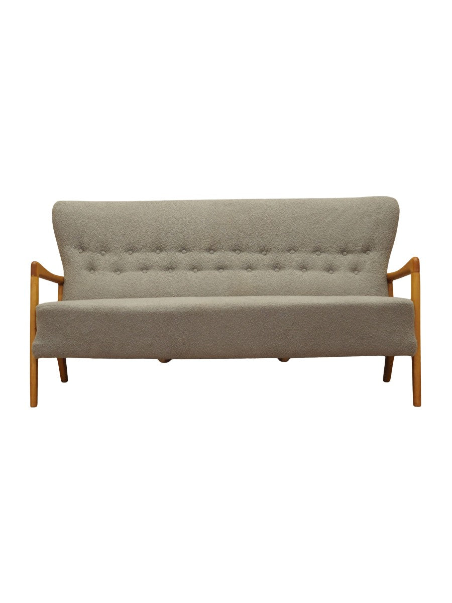 Beech_sofa,_Danish_design,_1960s,_designer:_Soren_Hansen,_manufacturer:_Fritz_Hansen