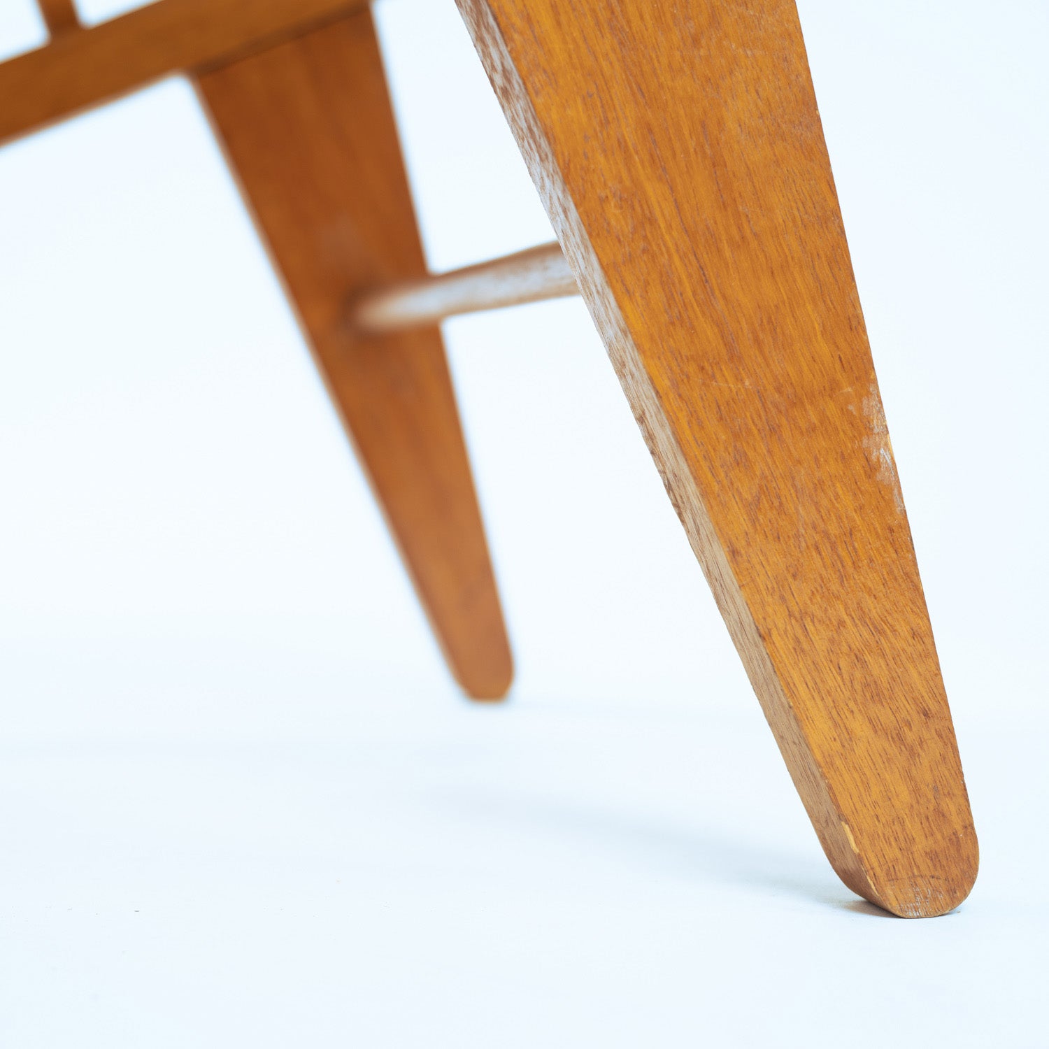 Set_of_2_Yellow_Spaghetti_Lounge_Chairs_in_Beechwood,_Mid_Century_Modern_Cord_Chairs,_1950s_1960s