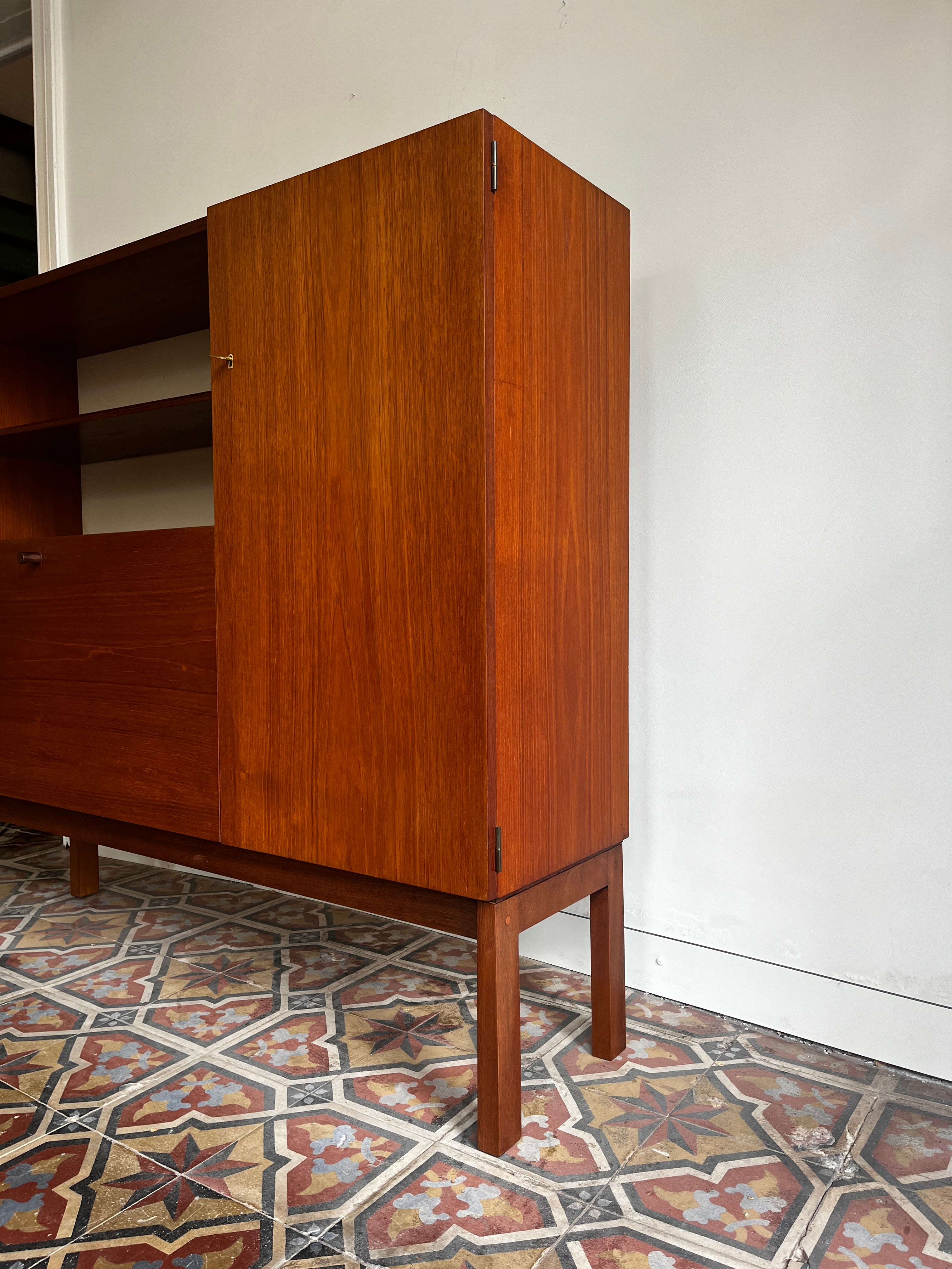 Jos_De_Mey_Teak_Cabinet_for_Vandenberghe-Pauvers,_Belgium_1960s
