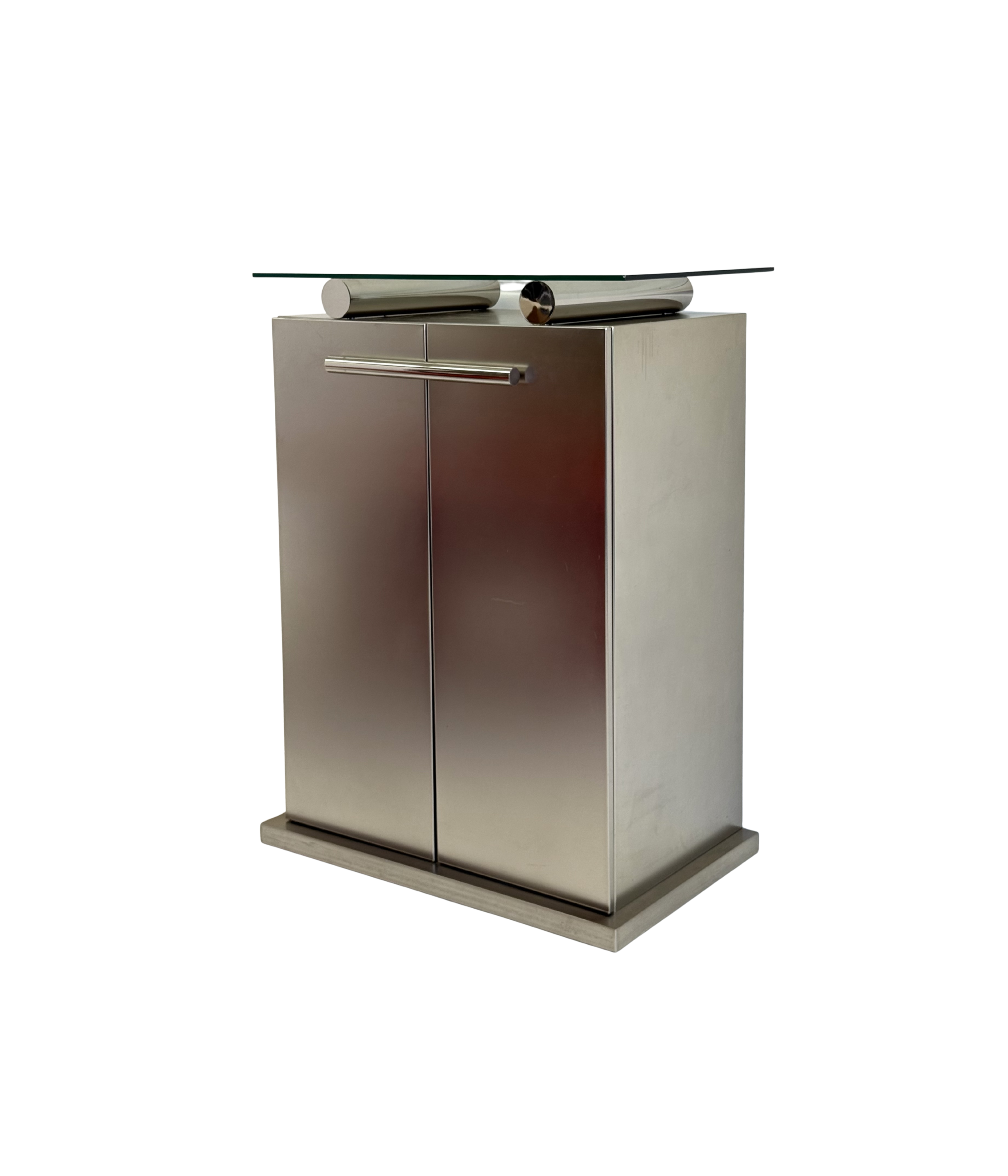 Belgochrom_Aluminium_and_Chrome_Bar_Cabinet,_1980s