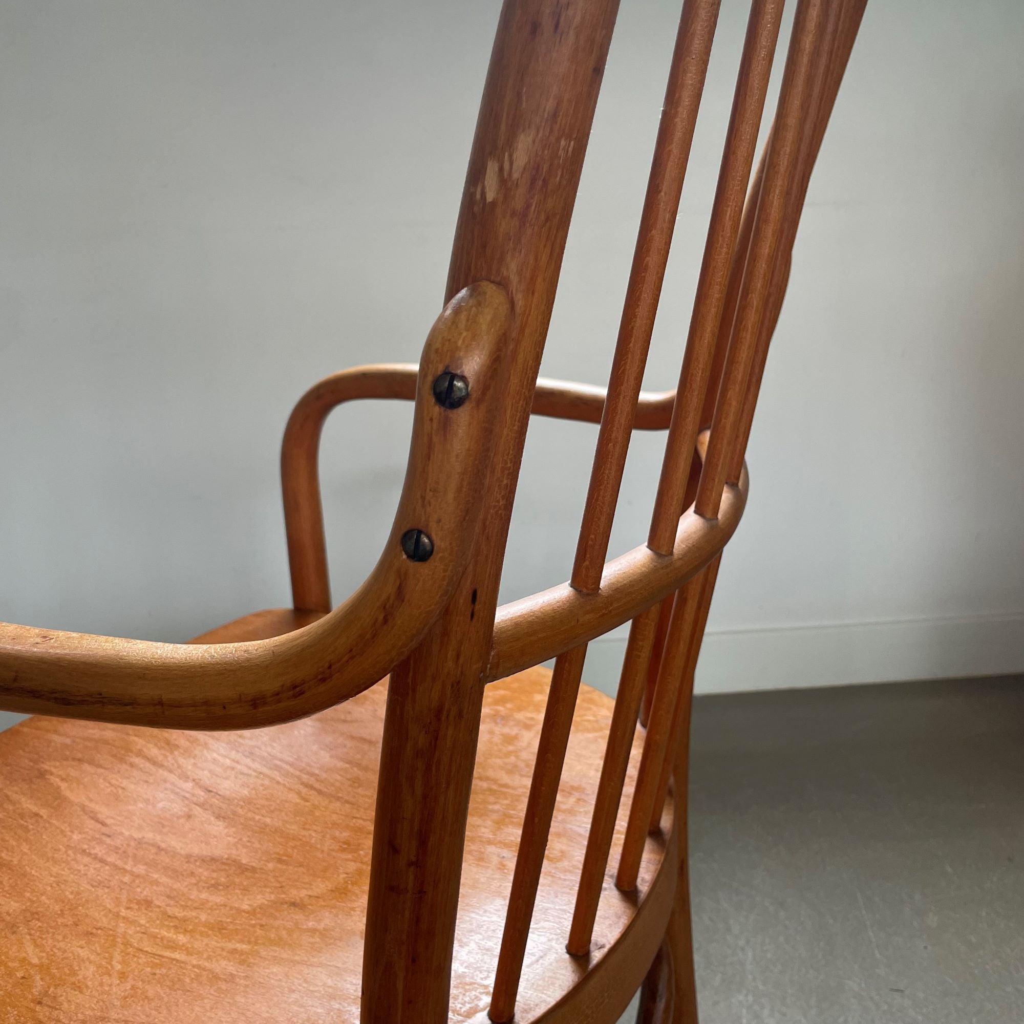Bentwood_armchair_model_A63-F,_design_Josef_Frank_for_Thonet,_1930s,_Austria