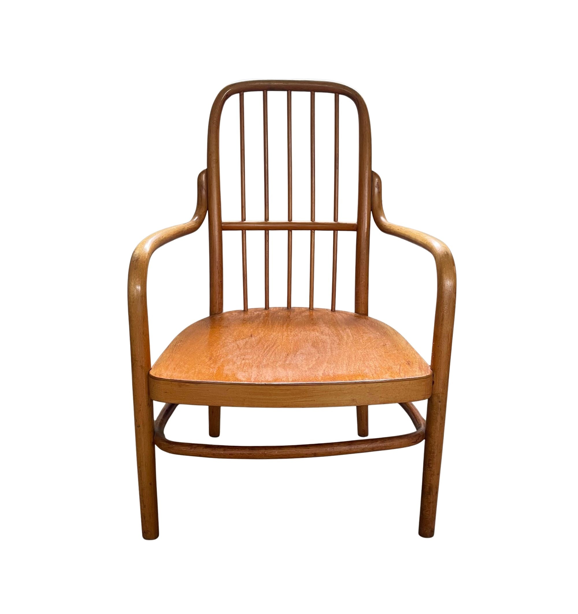 Bentwood_armchair_model_A63-F,_design_Josef_Frank_for_Thonet,_1930s,_Austria