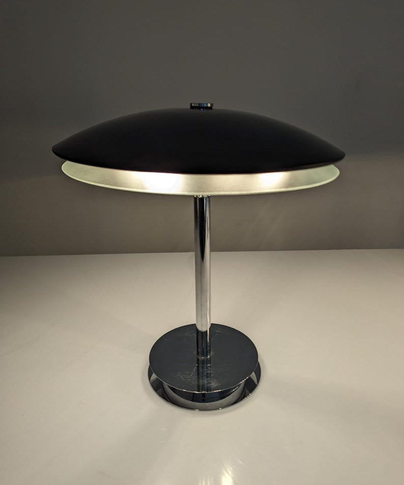Bis_table_lamp_by_Fontana_Arte