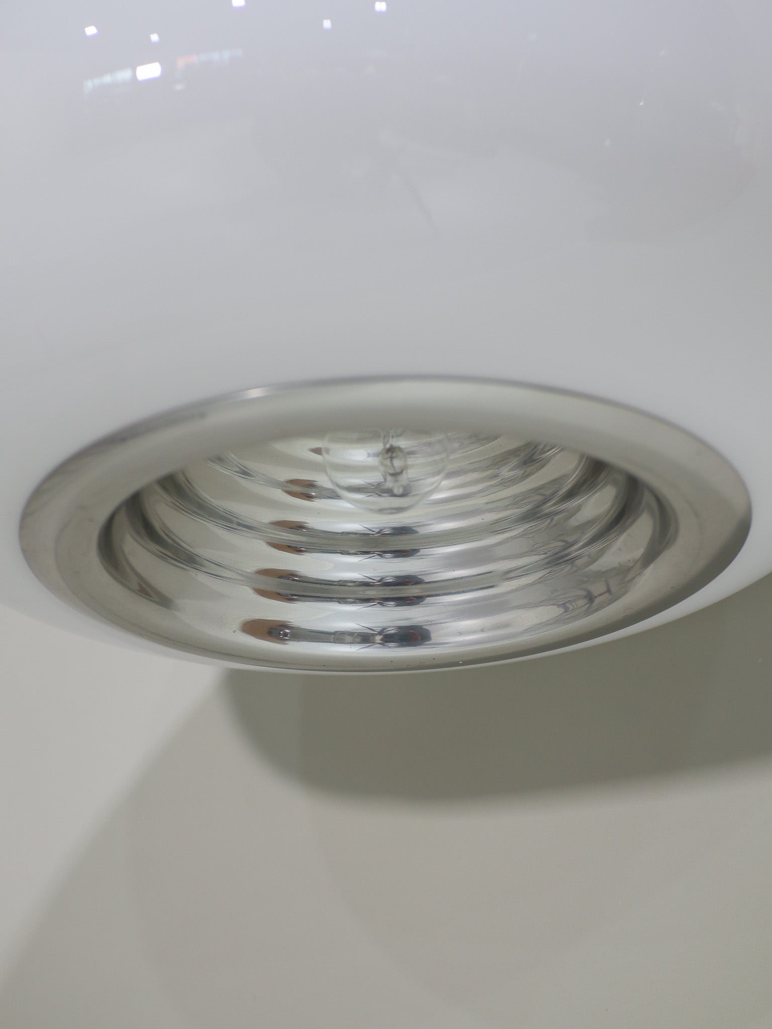 Black_and_White_Pendant_Lamp_Castiglioni_Flos_Italy_1960s