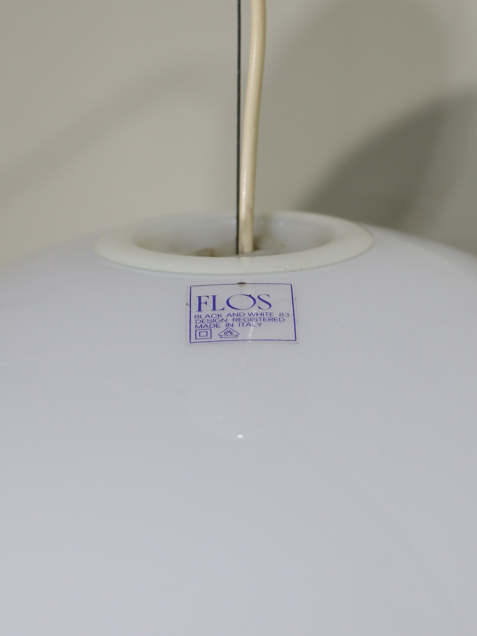 Black_and_White_Pendant_Lamp_Castiglioni_Flos_Italy_1960s