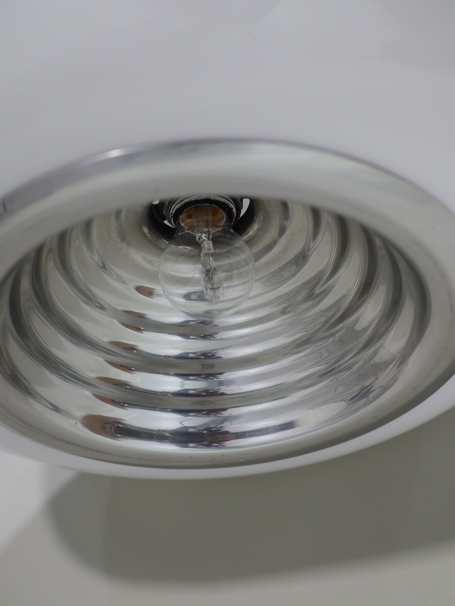 Black_and_White_Pendant_Lamp_Castiglioni_Flos_Italy_1960s