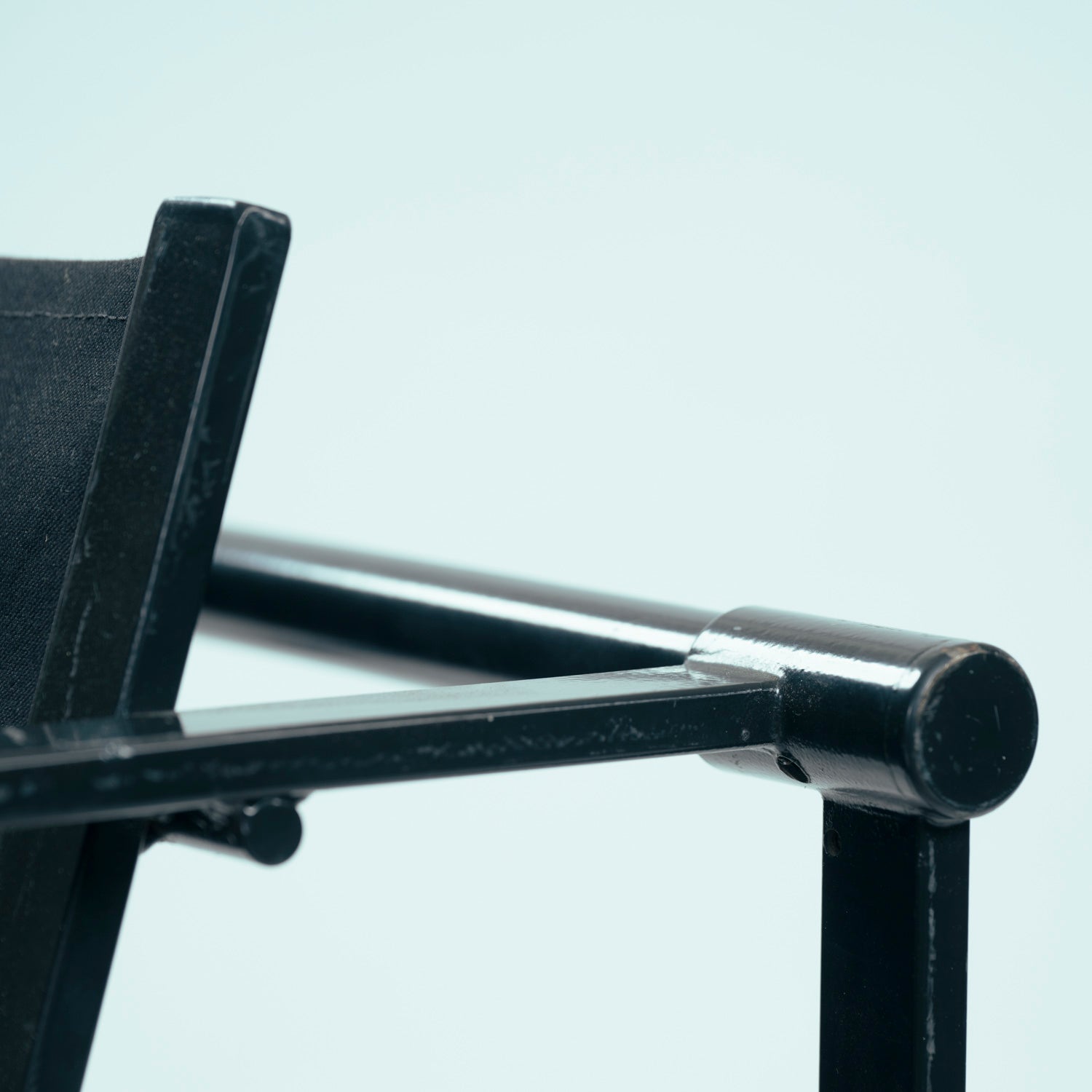 Pastoe_FM62_Kubus_Armchair_by_Radboud_van_Beekum,_Netherlands_1981