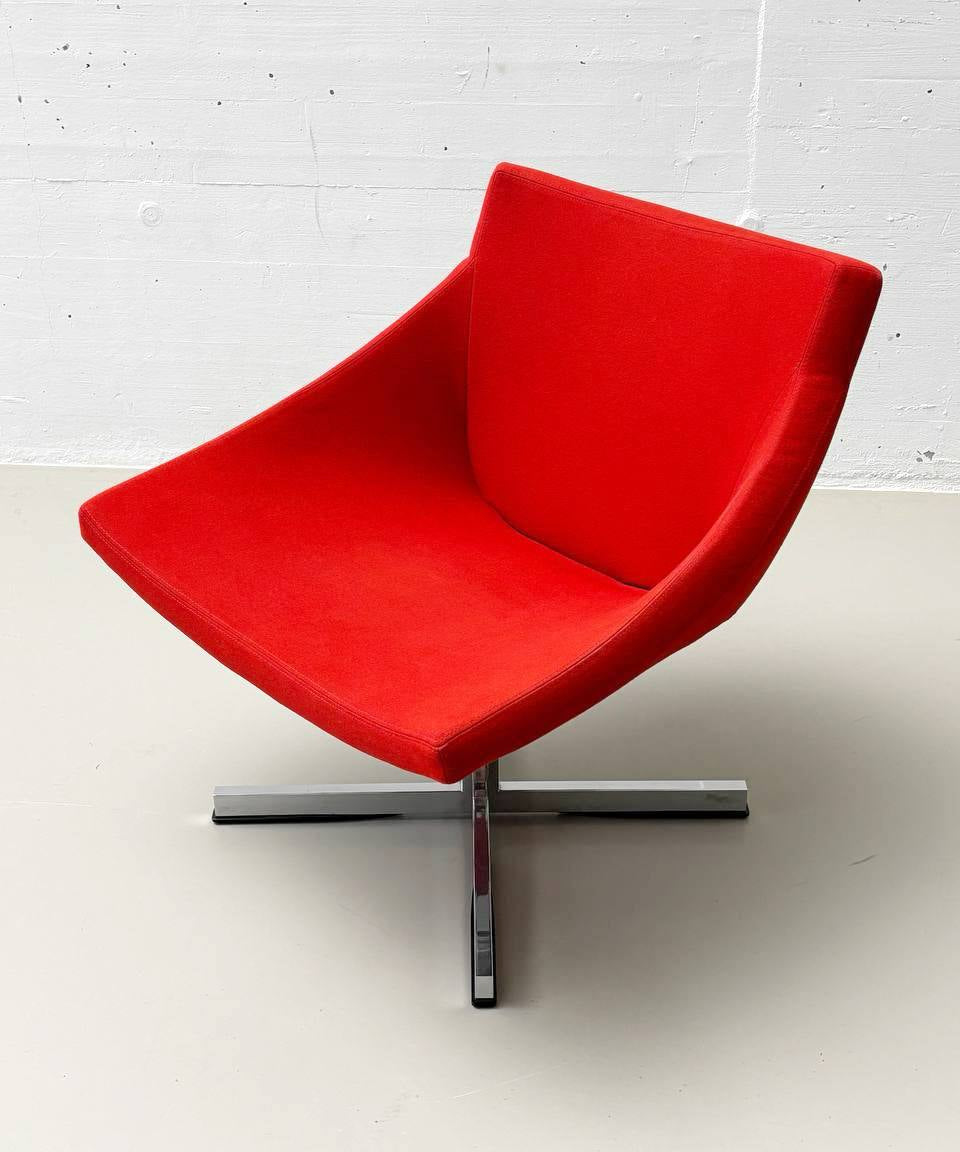 BoCu_armchair_by_Jörg_Boner_for_Team_by_Wellis_in_red