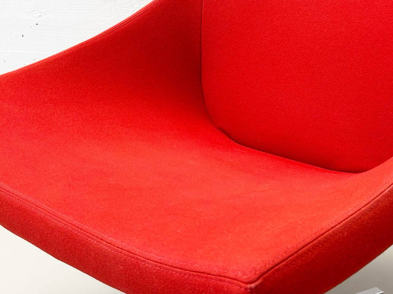 BoCu_armchair_by_Jörg_Boner_for_Team_by_Wellis_in_red