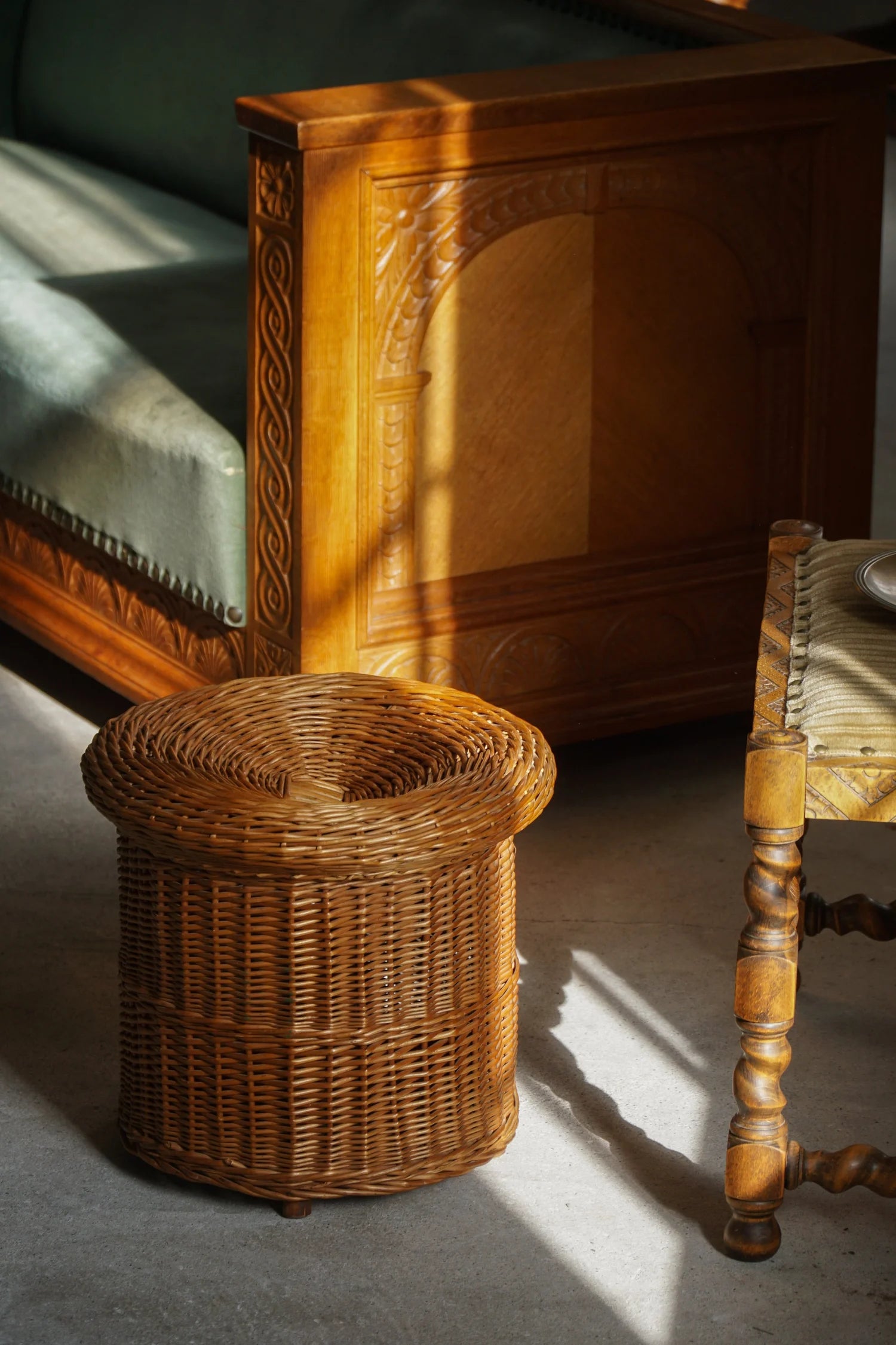 Bohemian_Rattan_Side_Table_or_Stool,_1970s