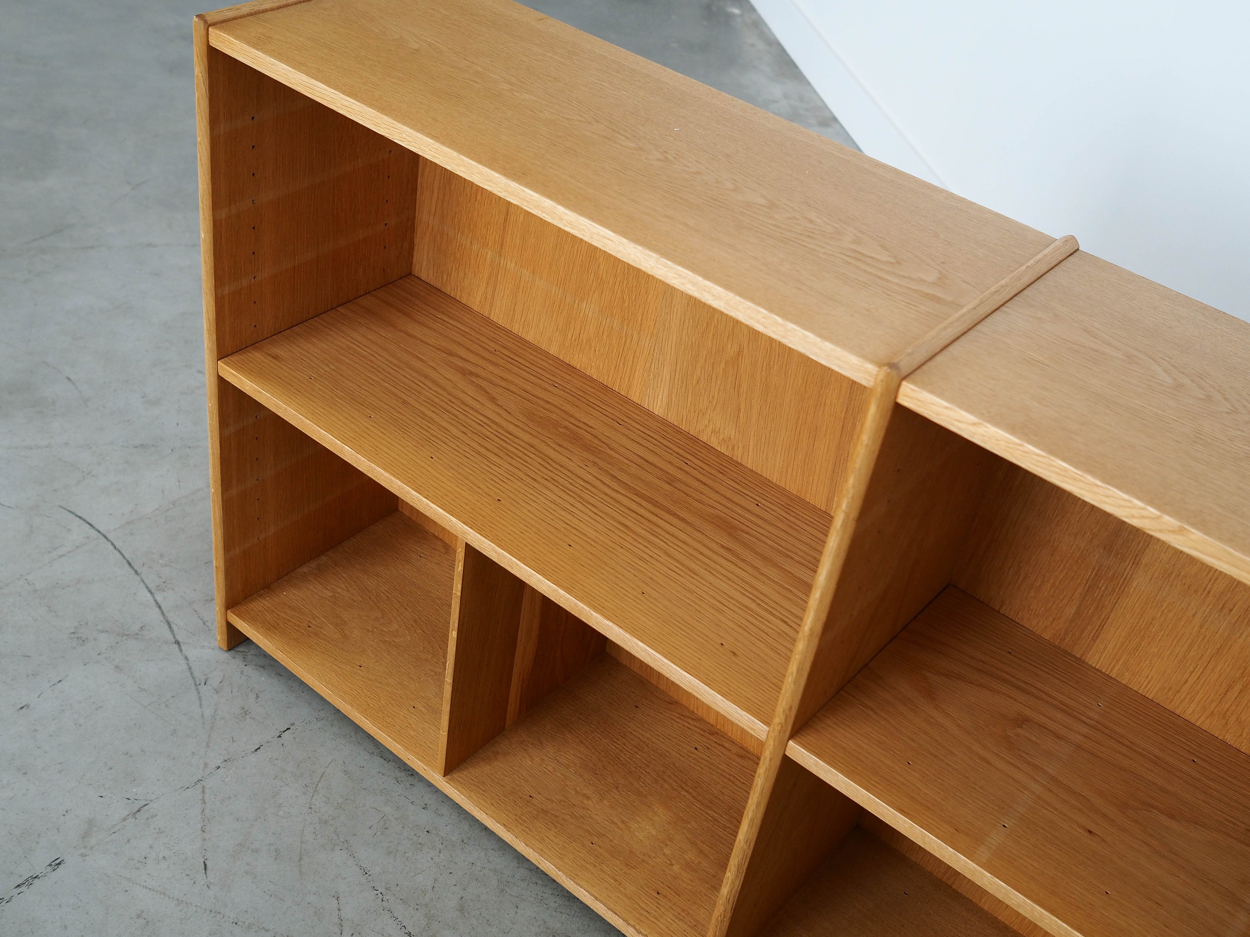 Bookcase,_Lyby_Møbler,_Ash,_1970s,_Denmark