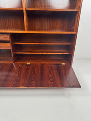 Rosewood_Bookcase_by_Poul_Hundevad_for_Poul_Hundevad_Møbler,_Denmark,_1960s