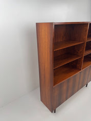Rosewood_Bookcase_by_Poul_Hundevad_for_Poul_Hundevad_Møbler,_Denmark,_1960s