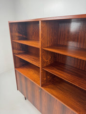 Rosewood_Bookcase_by_Poul_Hundevad_for_Poul_Hundevad_Møbler,_Denmark,_1960s