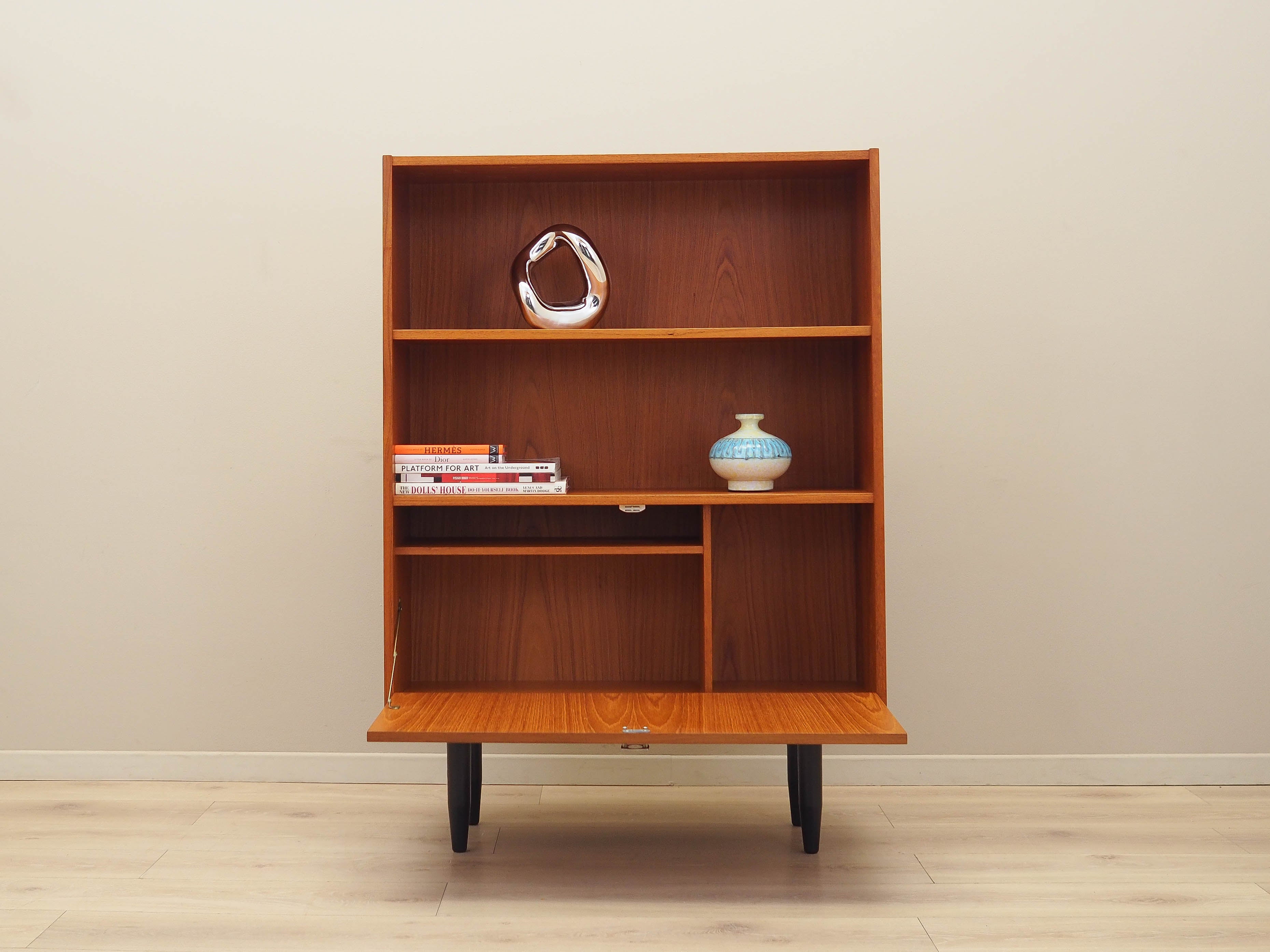 Bookcase,_Teak_Veneer,_1960s,_Denmark