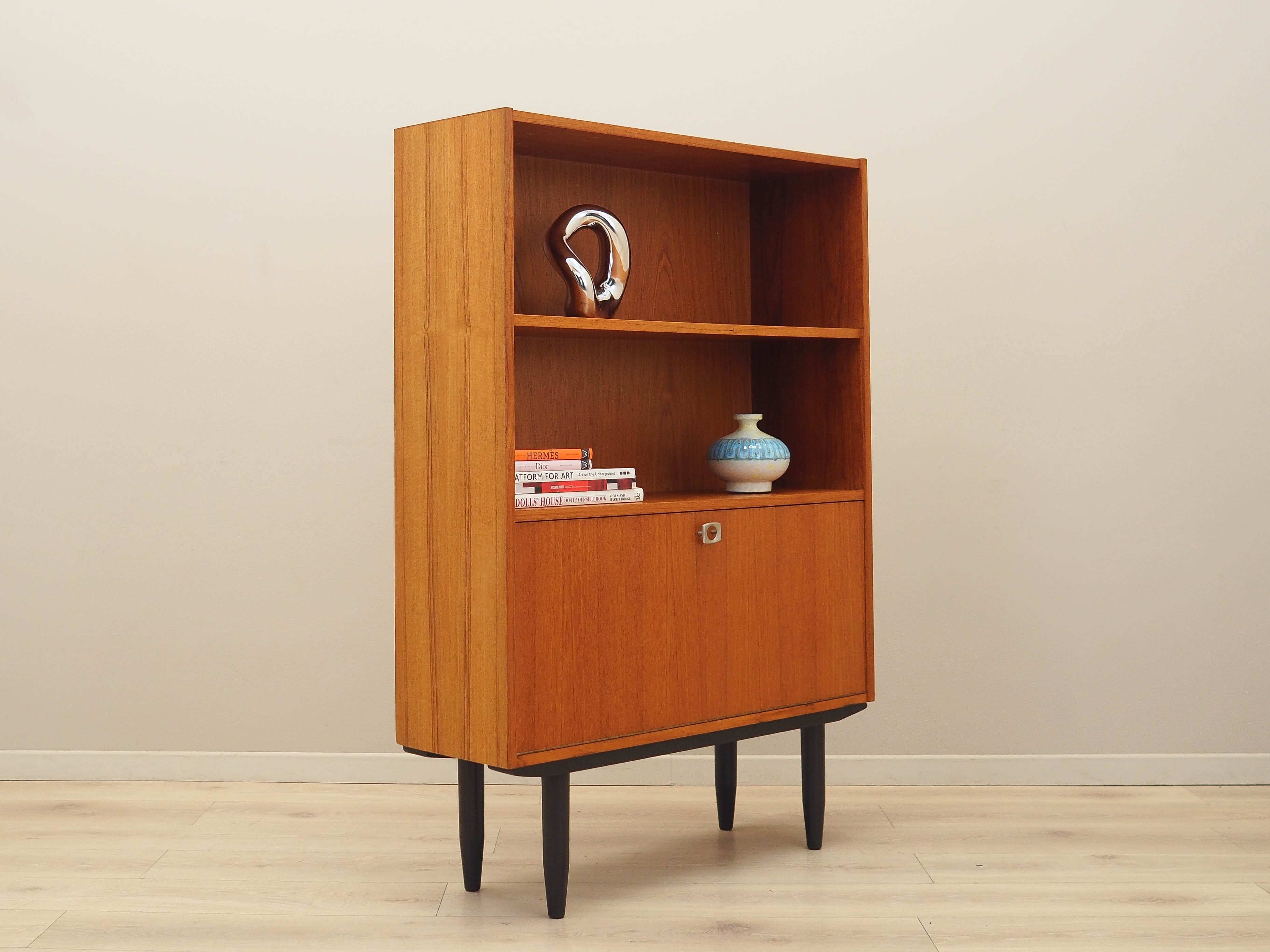 Bookcase,_Teak_Veneer,_1960s,_Denmark