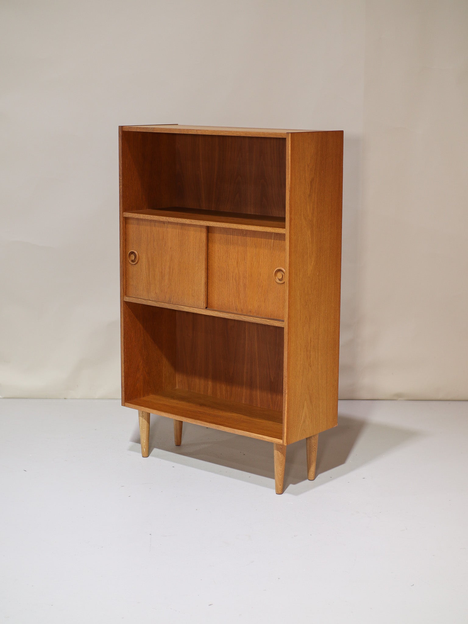 Bookcase_with_doors_Danish_vintage_oak