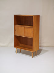 Bookcase_with_doors_Danish_vintage_oak