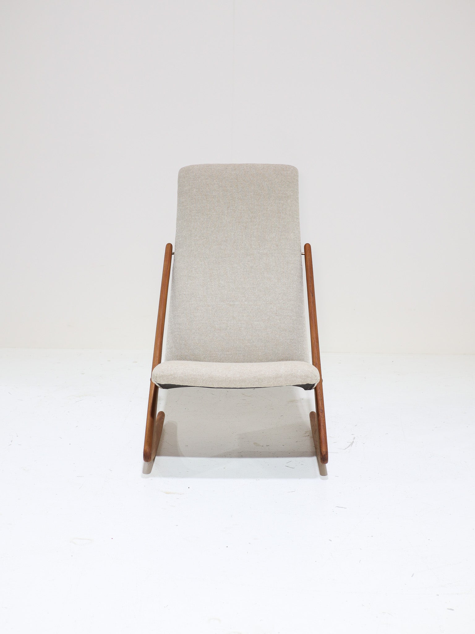 Boomerang_Rocking_Chair_by_Mogens_Kold_in_Teak_and_Kvadrat_Hallingdal_Wool,_Denmark,_1950s–1960s