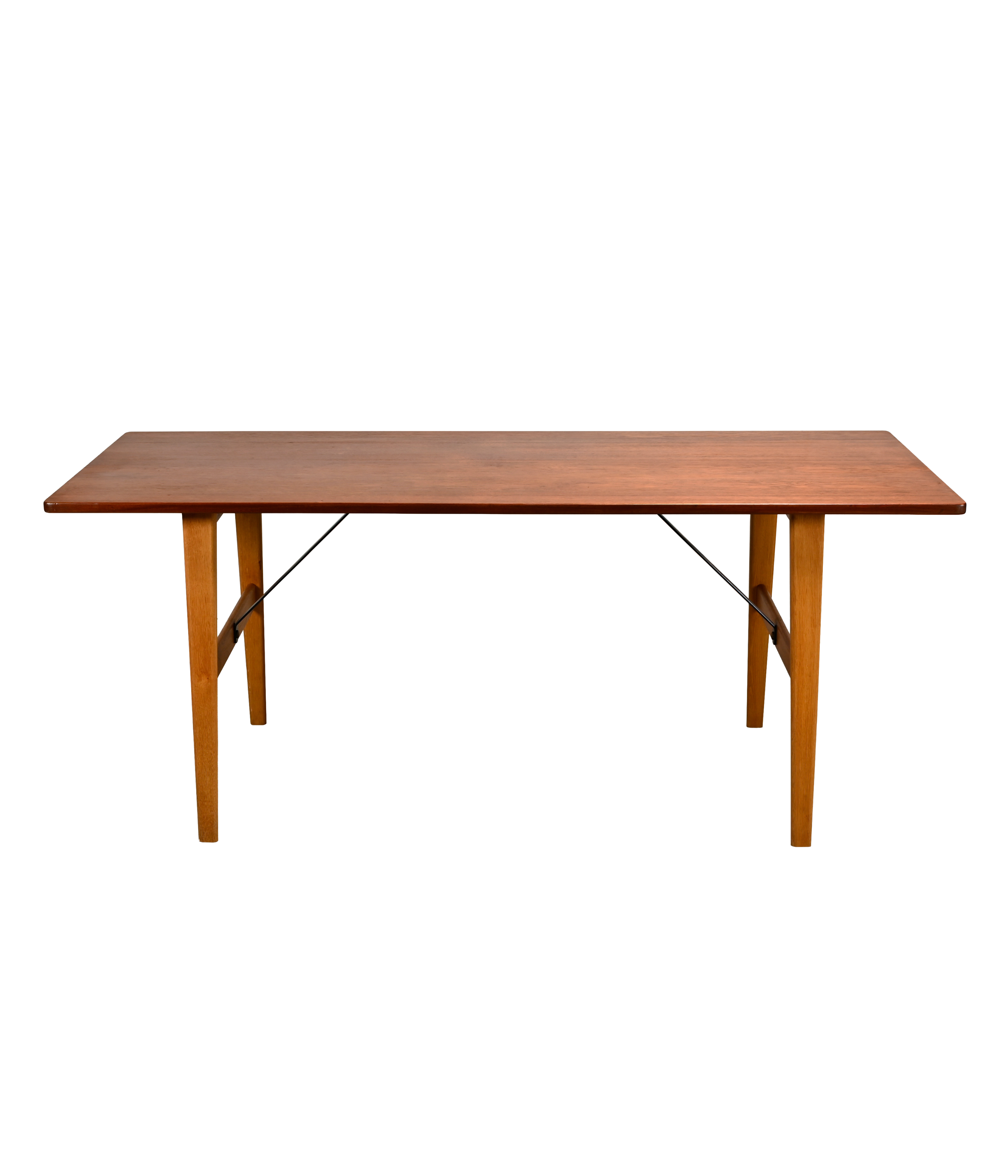 Børge_Mogensen_Hunting_Table_for_Søborg_Møbelfabrik_in_Oak_and_Teak,_Denmark,_1950s