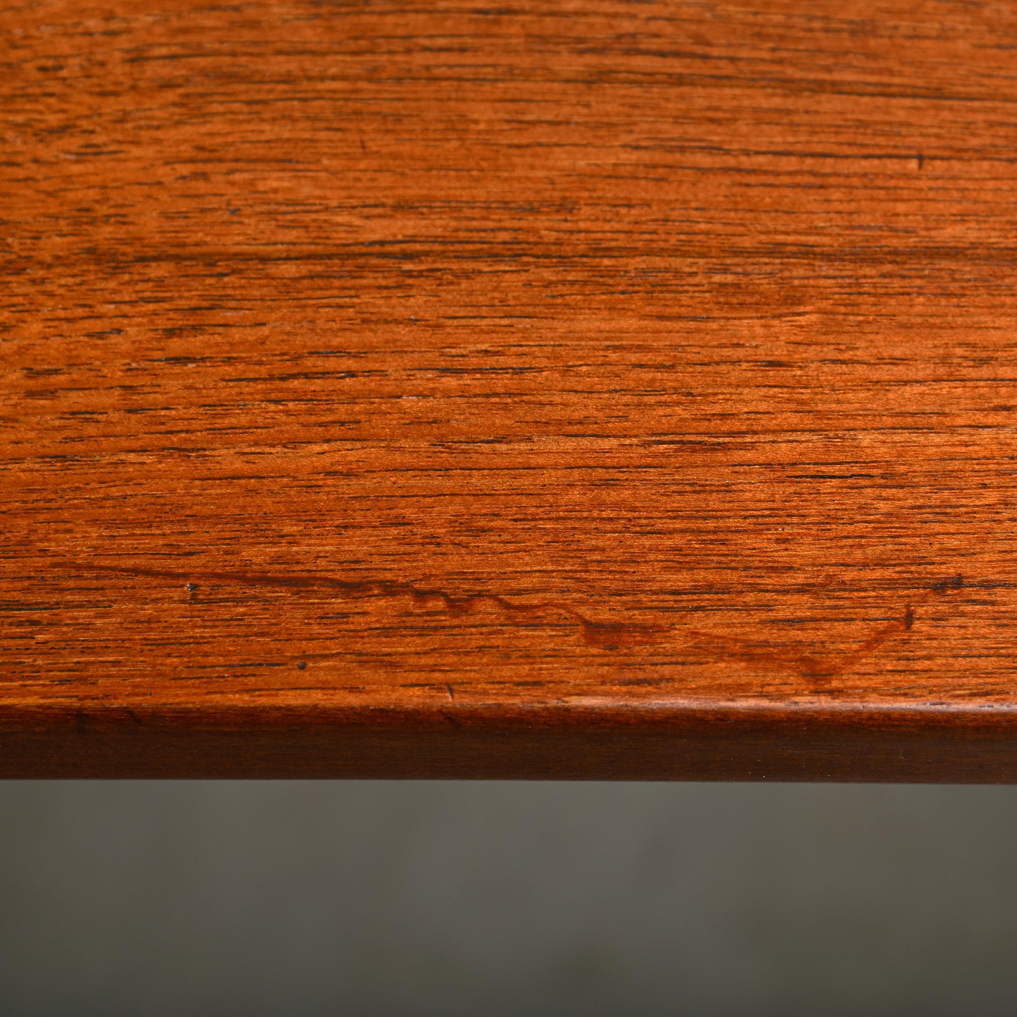Børge_Mogensen_Hunting_Table_for_Søborg_Møbelfabrik_in_Oak_and_Teak,_Denmark,_1950s