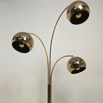 Brass_Arc_Floor_Lamp_by_Goffredo_Reggiani_for_Guzzini,_Italian_Mid_Century_Modern_Lighting,_1960s