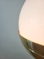 Brass_globe_floor_lamp_by_Vereinigte_Werkstätten,_1970s