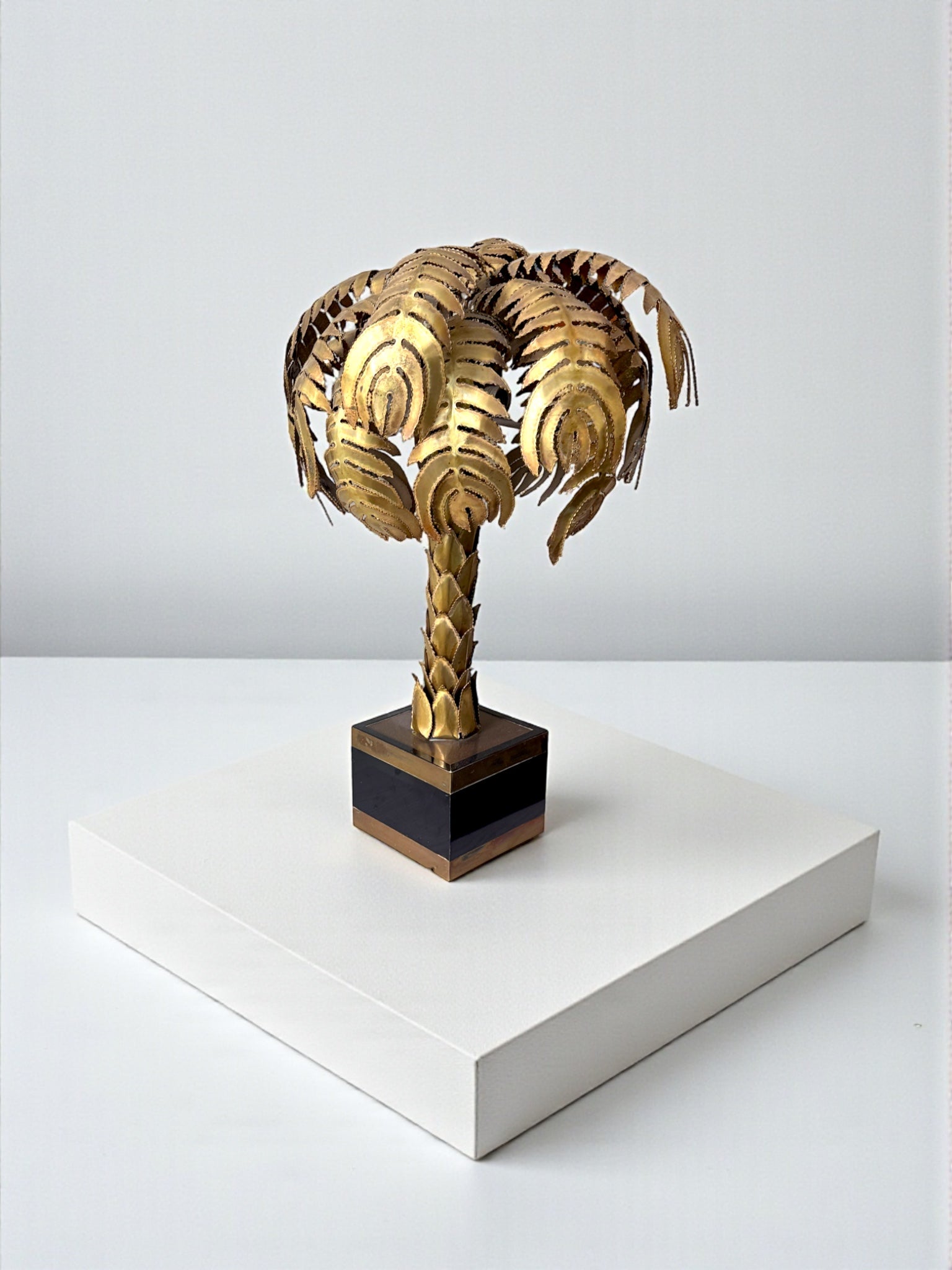 Christian_Techoueyres_Palm_Tree_Table_Lamp_for_Maison_Jansen,_1970s,_France