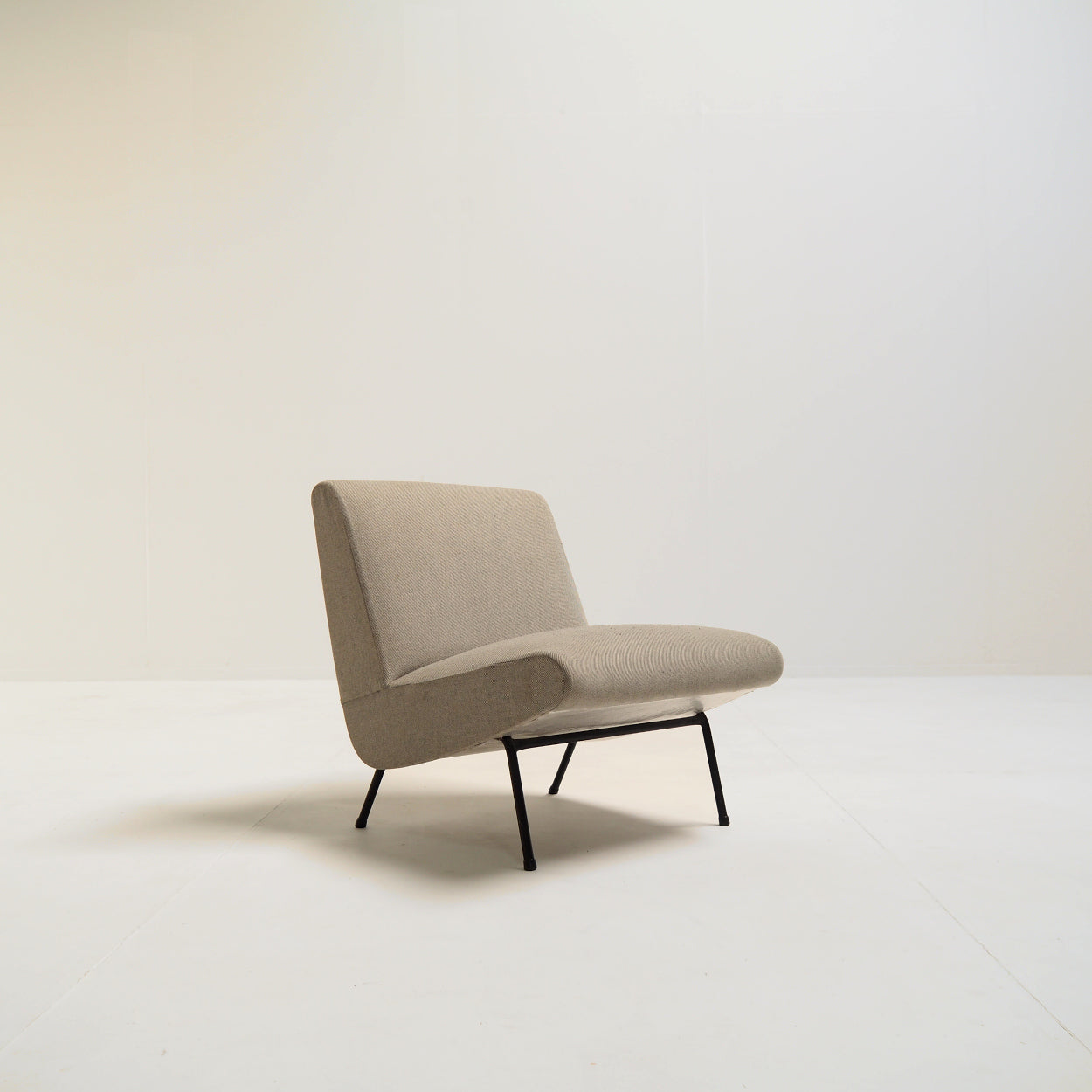 Pierre_Guariche_Breda_Lounge_Chair_for_Meurop,_French_Mid-Century_Modern_Design,_Belgium,_1960s