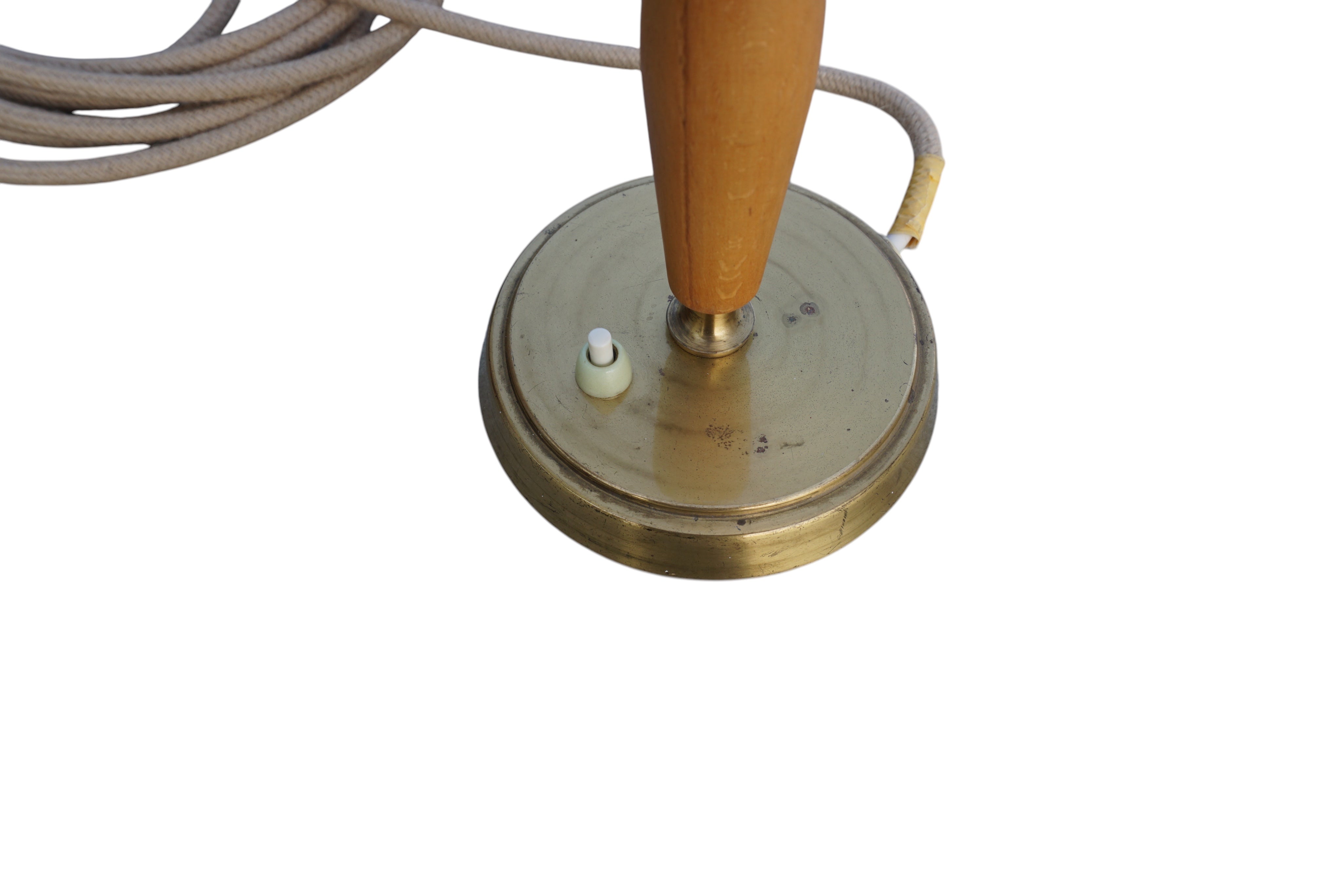 Table_Lamp_by_Bertil_Brisborg_for_Nordiska_Kompaniet_NK,_Swedish_Modern_Brass_Desk_Lamp,_1950s