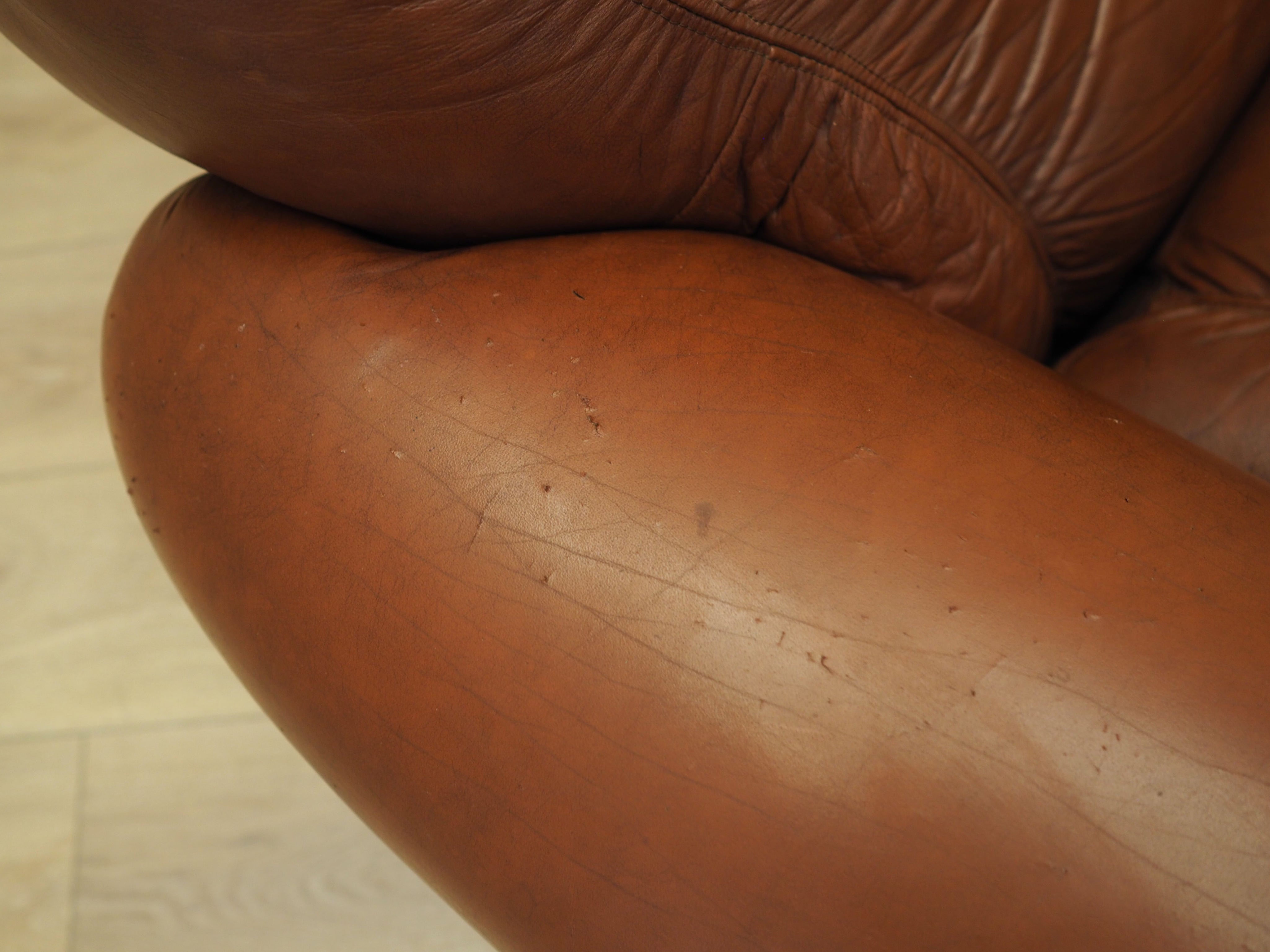 Brown_Armchair,_Original_Leather,_1970s,_Italy