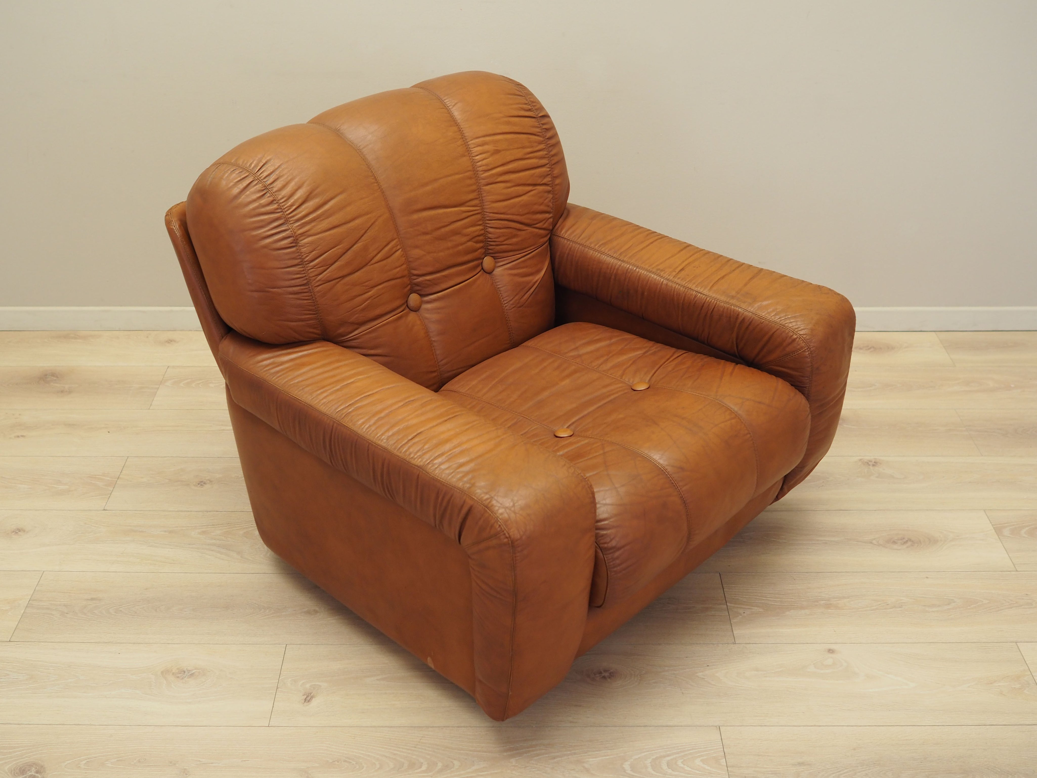 Brown_Armchair,_Original_Leather,_1970s,_Italy