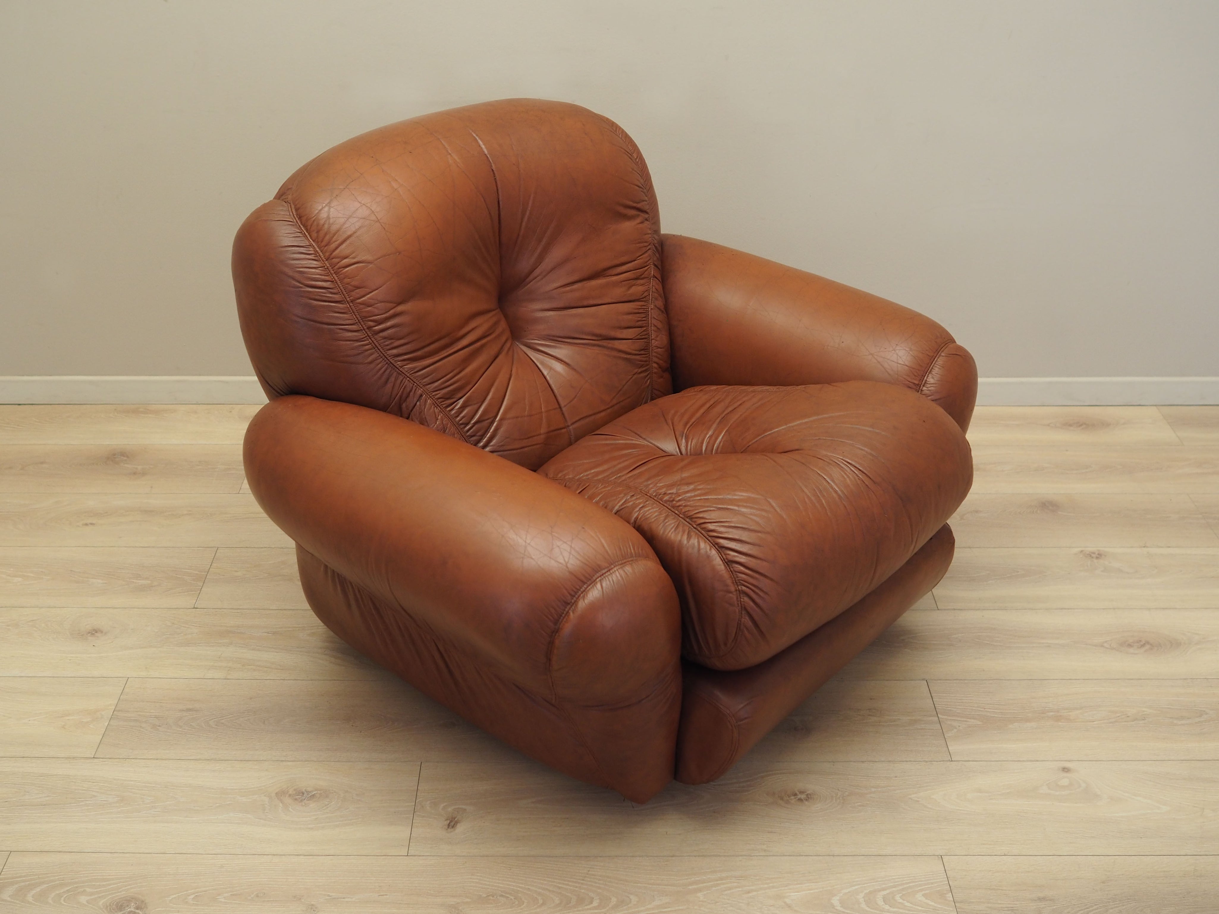 Brown_Armchair,_Original_Leather,_1970s,_Italy