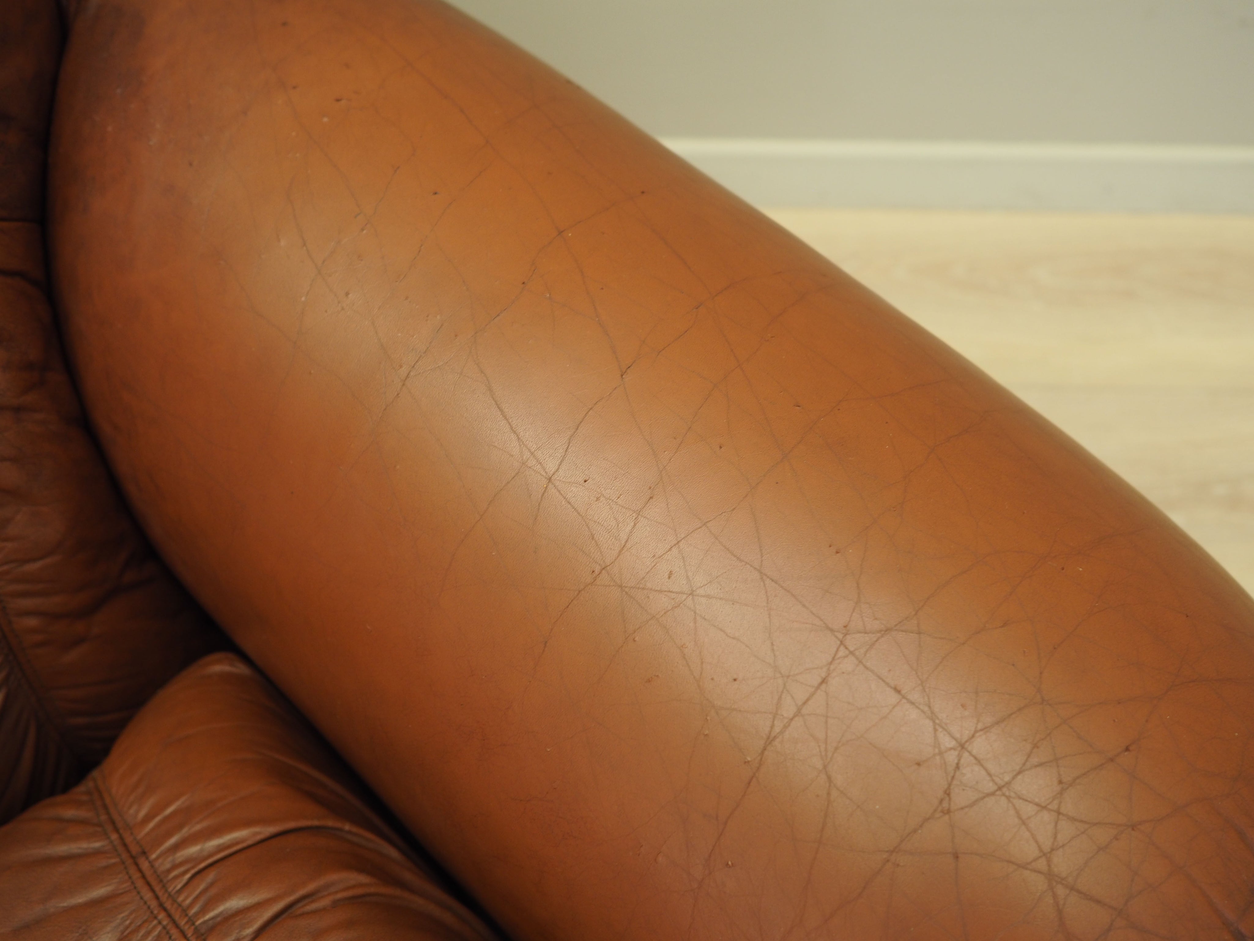 Brown_Armchair,_Original_Leather,_1970s,_Italy