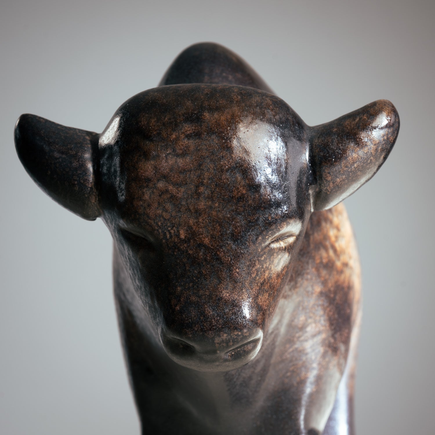 Ceramic_Bull_Sculpture_by_Kurt_Tschörner_for_Ruscha,_Germany,_Mid-20th_Century