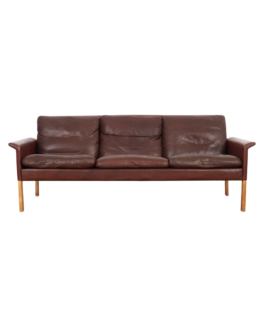 Brown_leather_sofa,_Danish_design,_1960s,_designer:_Hans_Olsen,_production:_CS_Møbler