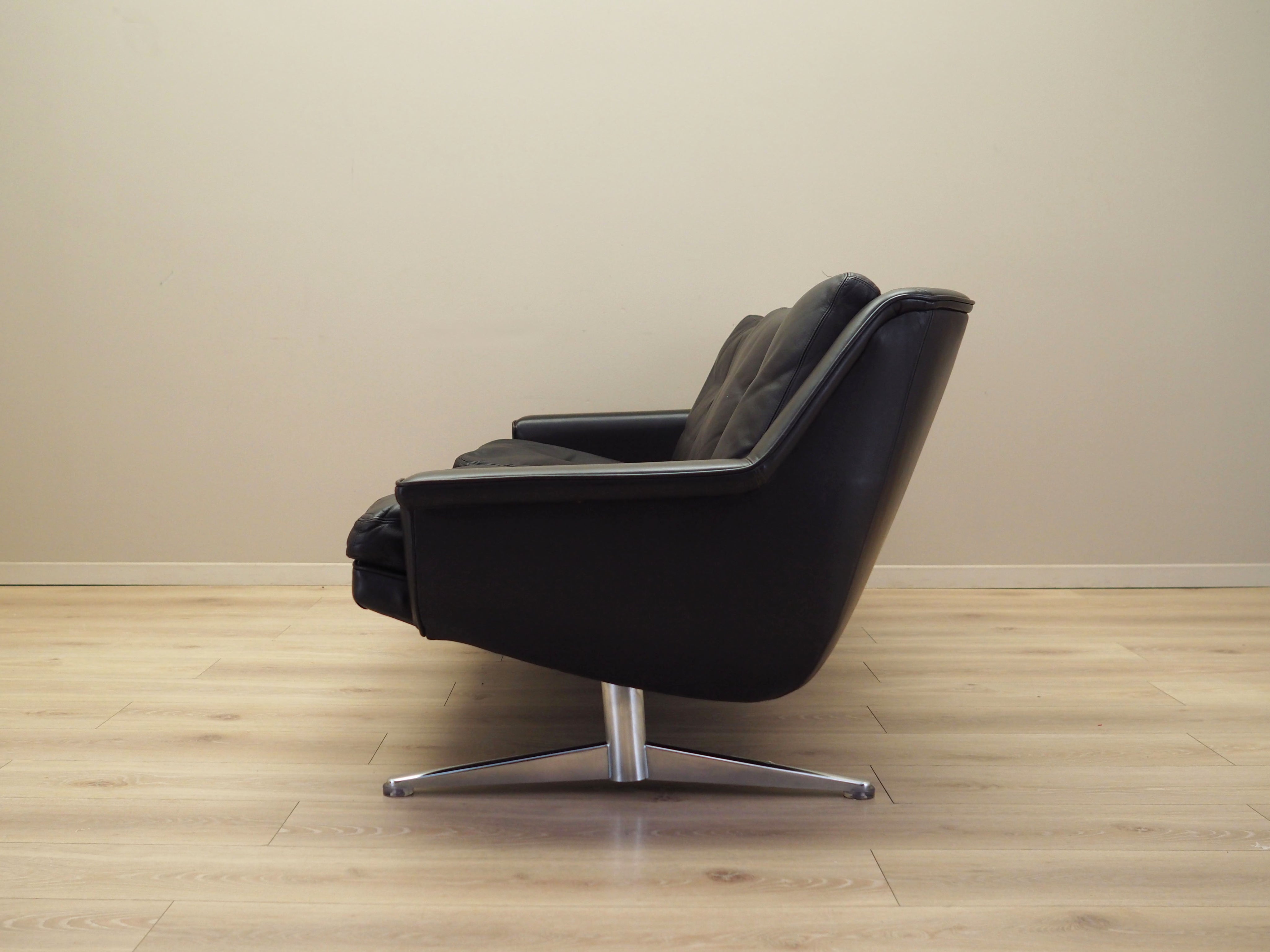 Brown_Leather_Sofa_by_Werner_Langenfeld_for_Esa,_1970s,_Denmark