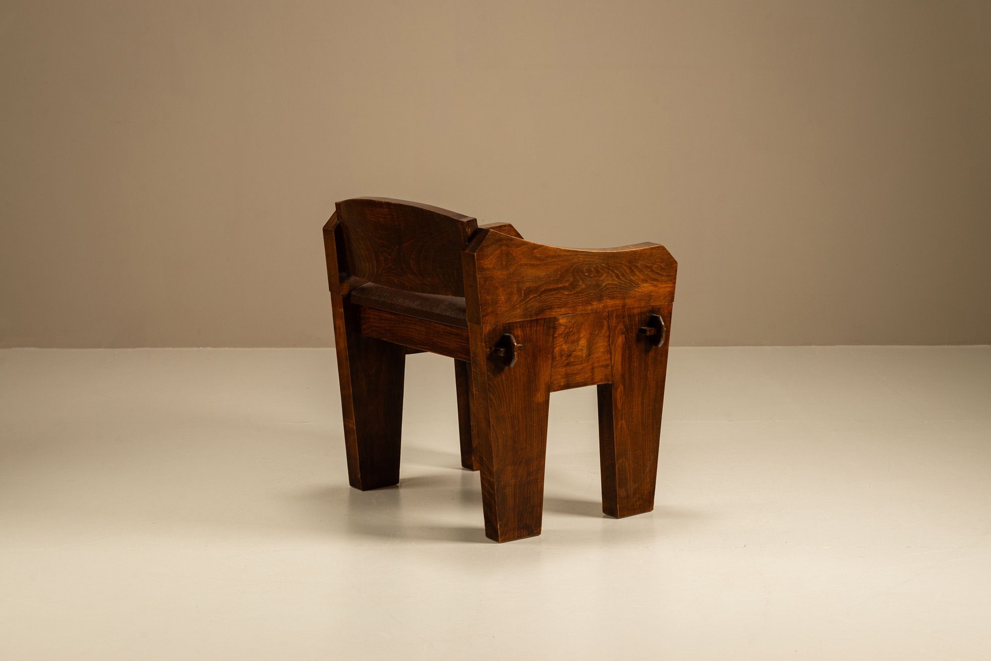Brutalist_Bulky_Artisanal_Chair_in_Wood,_1960s