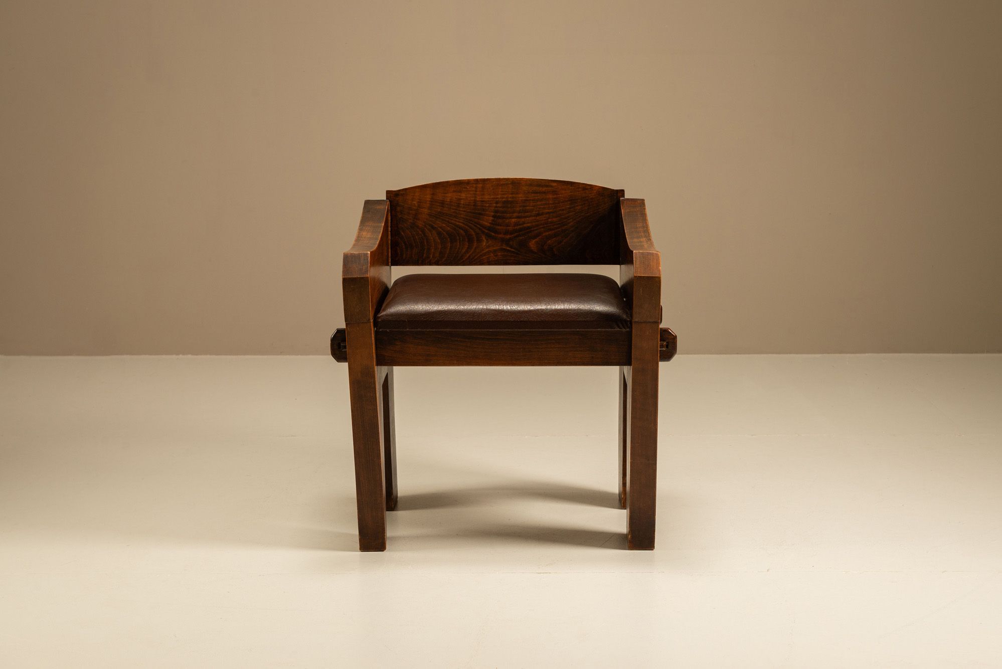 Brutalist_Bulky_Artisanal_Chair_in_Wood,_1960s
