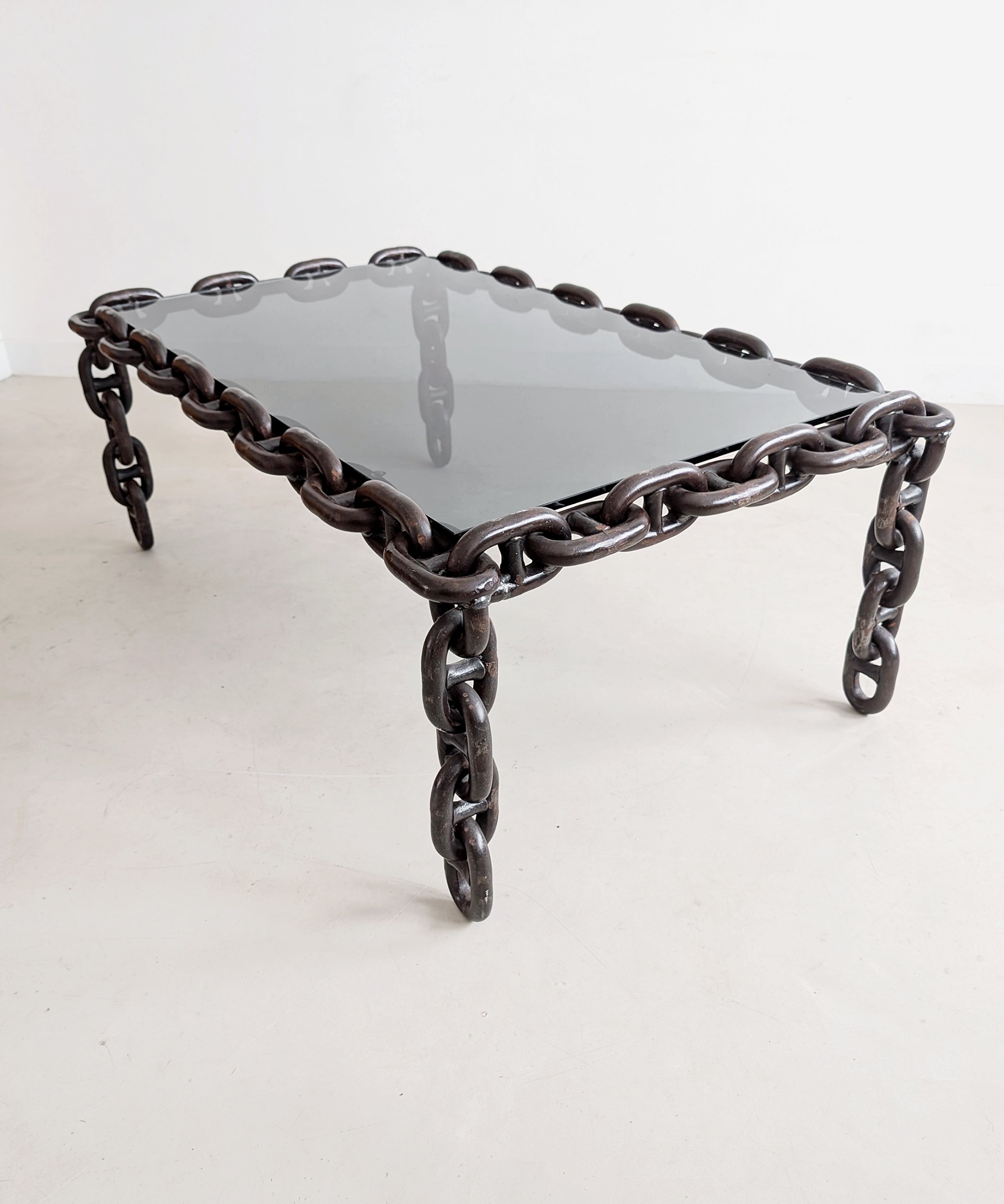 Brutalist_Chain_Link_Coffee_Table_1970s