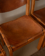 Set_of_4_Maison_Regain_Brutalist_Dining_Chairs_in_Elm_and_Cognac_Leather,_France,_1970s
