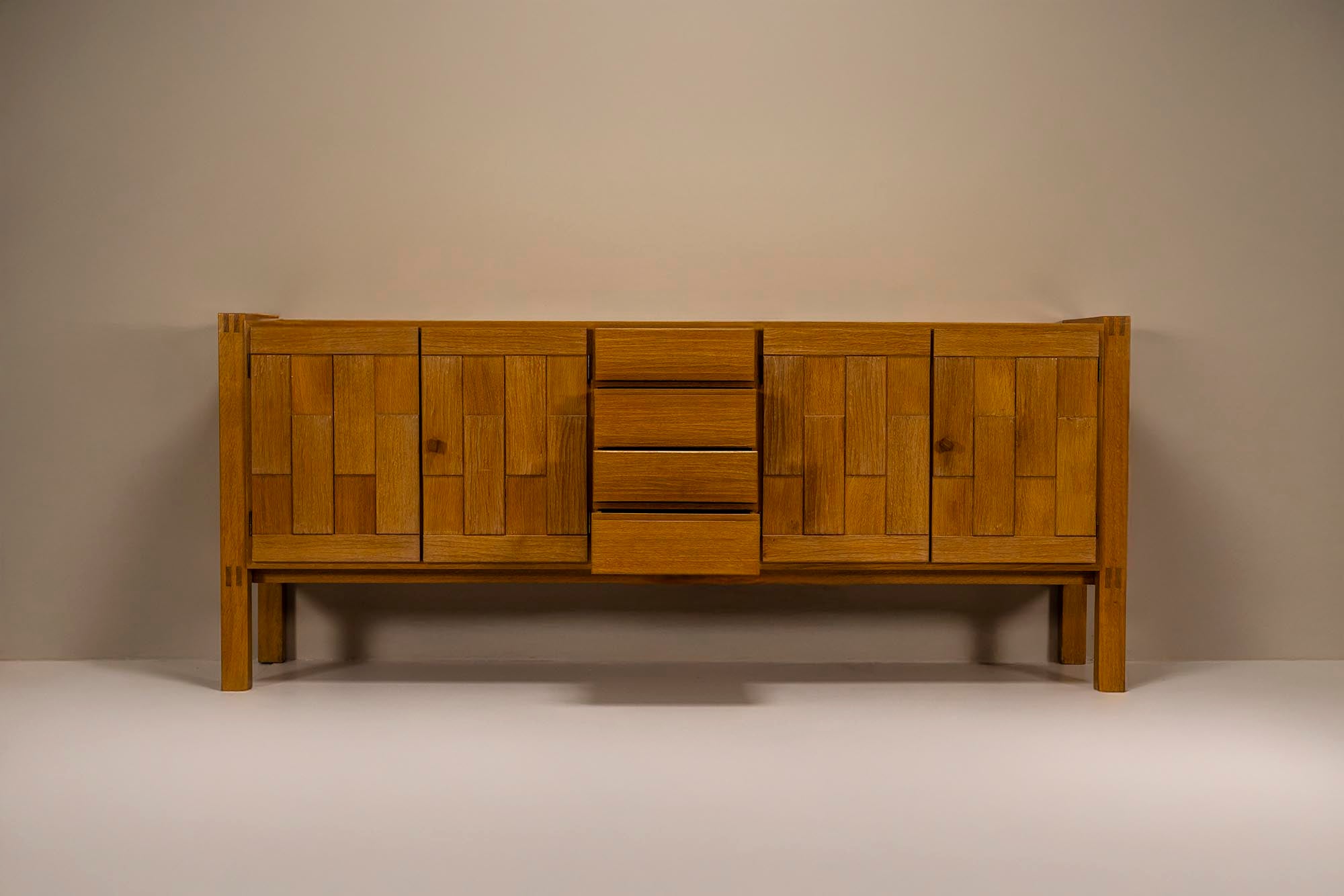 Brutalist_Sideboard_in_Oak,_1980s