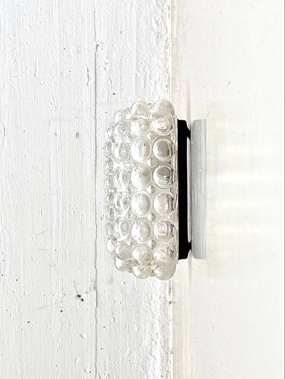 Bubble_Glass_wall_lamp_by_Helena_Tynell_for_Limburg,_1960s