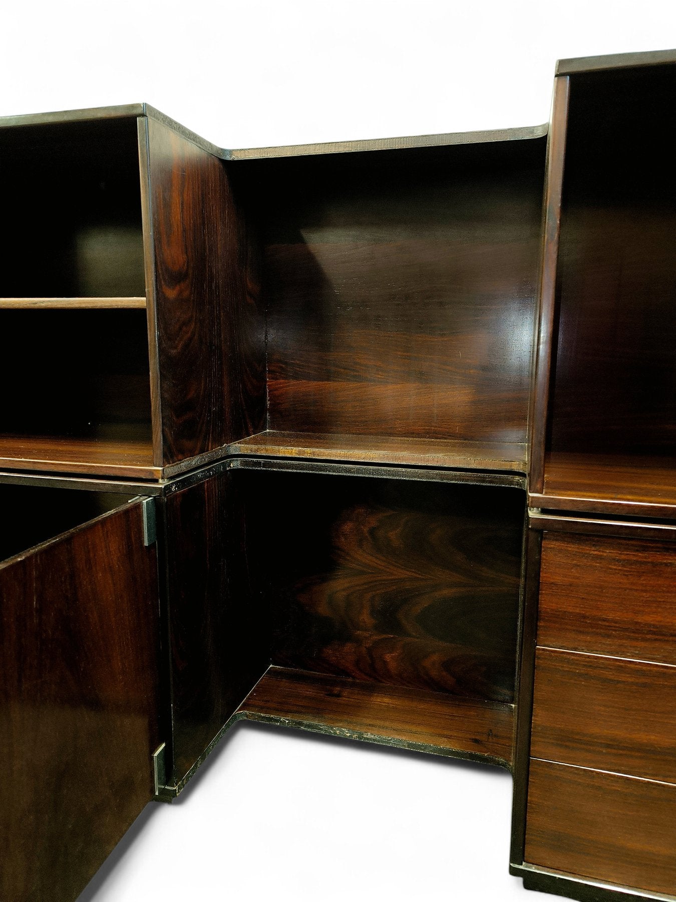 Sideboard_Pellicano_di_Vittorio_Introini_x_Saporiti,_1960_Italia