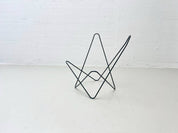 Butterfly_Chair_by_Jorge_Ferrari-Hardoy_for_Knoll_International,_1947