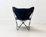 Butterfly_Chair_by_Jorge_Ferrari-Hardoy_for_Knoll_International,_1947