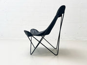 Butterfly_Chair_by_Jorge_Ferrari-Hardoy_for_Knoll_International,_1947